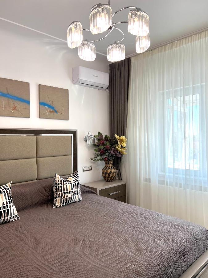Sky View - Luxury Apartament - Sanador Victoriei Boekarest Buitenkant foto